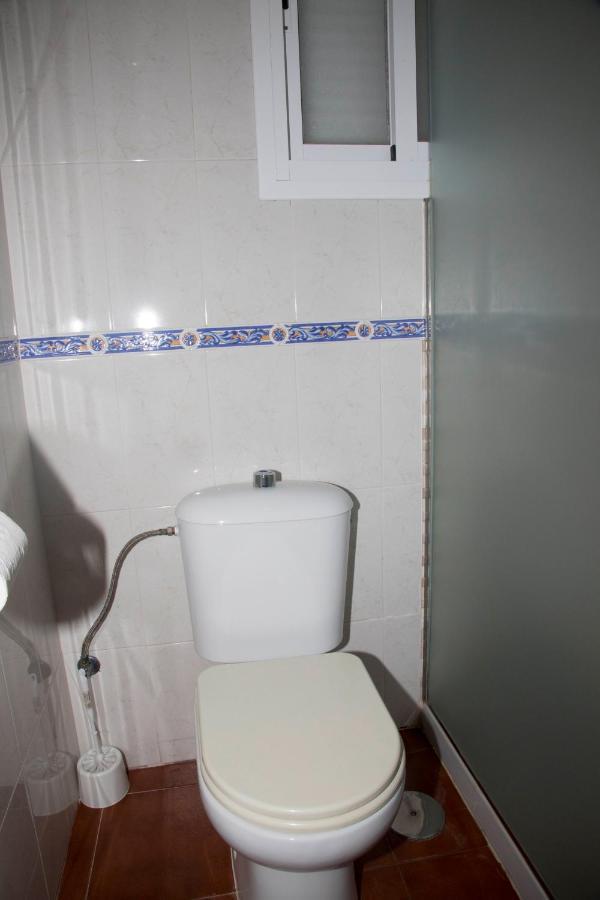 Hostal Cafeteria El Mero Саора Екстер'єр фото