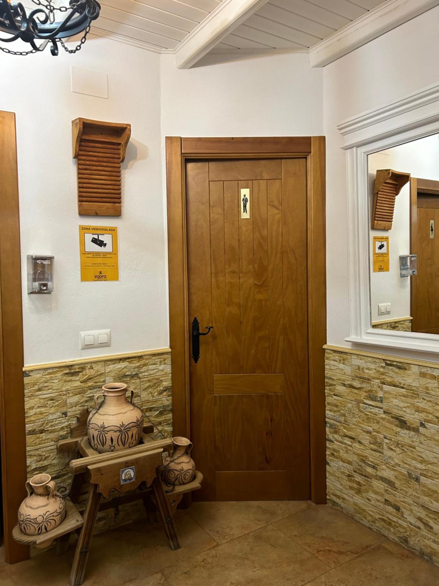 Hostal Cafeteria El Mero Саора Екстер'єр фото