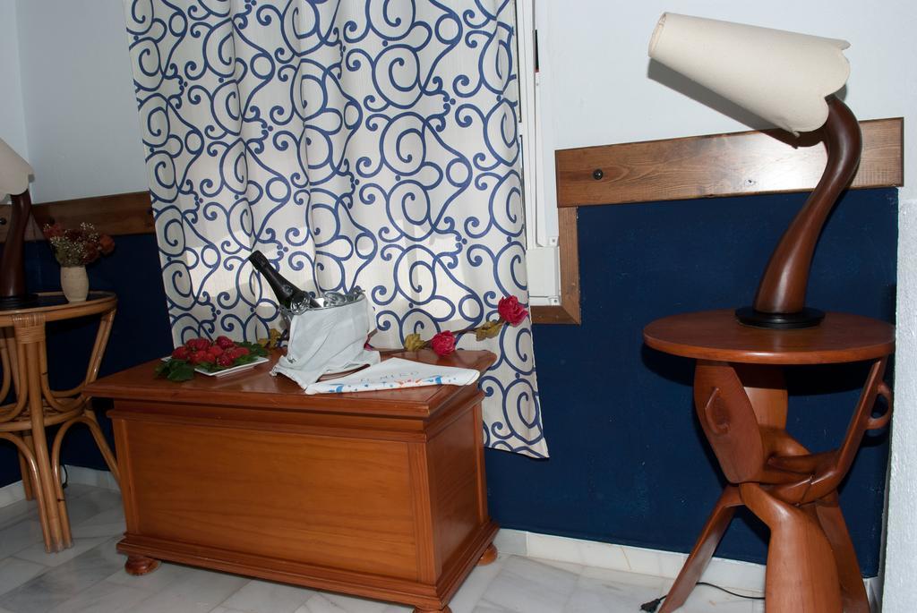 Hostal Cafeteria El Mero Саора Екстер'єр фото