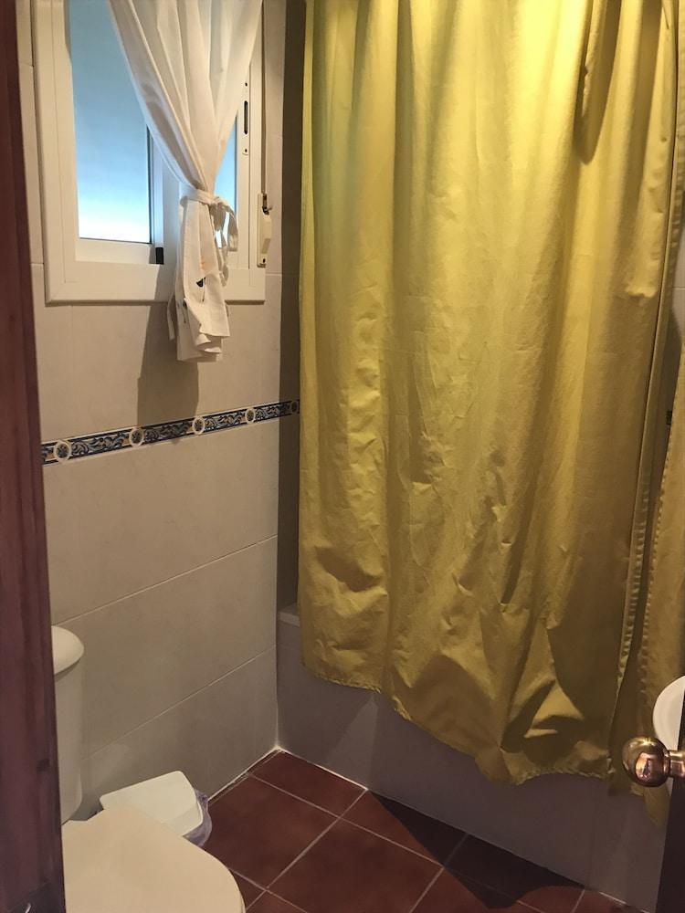 Hostal Cafeteria El Mero Саора Екстер'єр фото